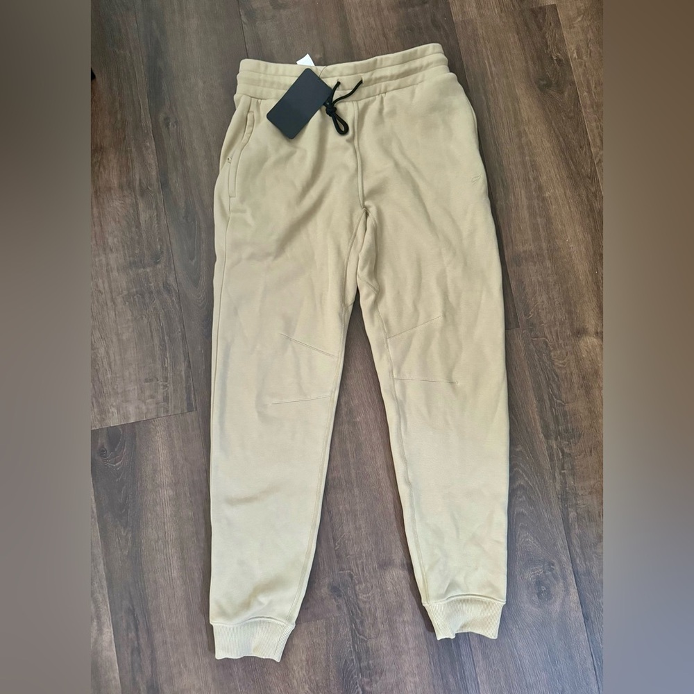 Fabletics - The go-to jogger size small
